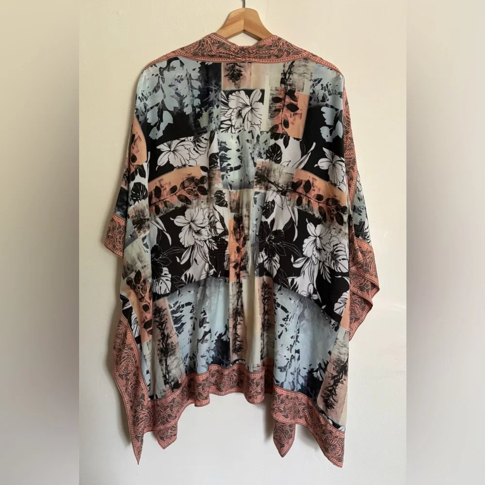 Tolani Boho Floral Open Front Kimono Top Size 2X - Picture 3 of 12